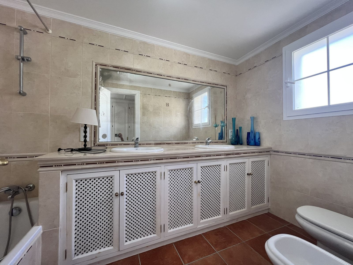 3a78dc87478f0307272c349c3d52b708 - 23