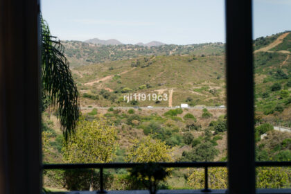 3ab03e8352c4e89da40a37a68cbaa2a7 - 27