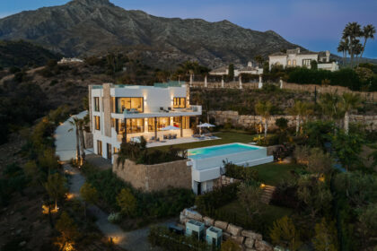 3aed183f9efb7965339c37bb28515cc7 - 1