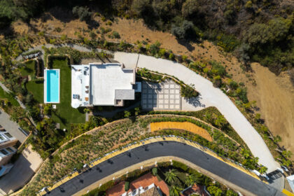 3aed183f9efb7965339c37bb28515cc7 - 35