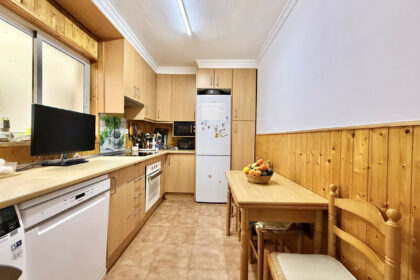 3b79fd815f1de24432c5e6637db49f51 - 11