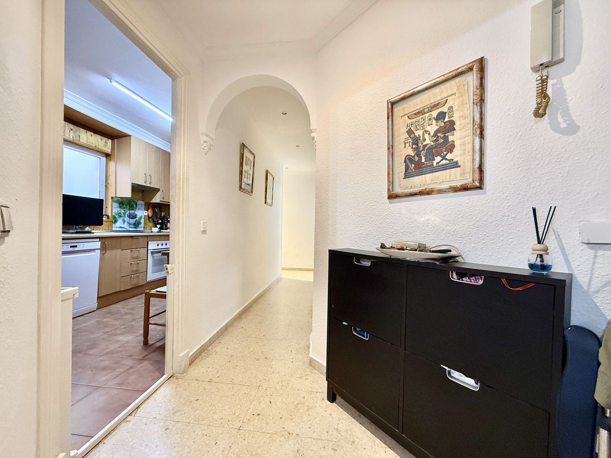 3b79fd815f1de24432c5e6637db49f51 - 12