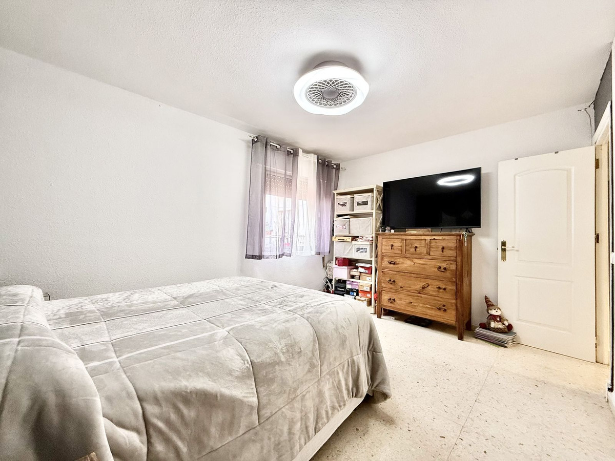 3b79fd815f1de24432c5e6637db49f51 - 13