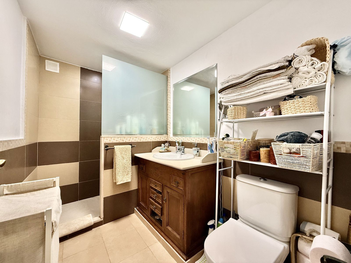 3b79fd815f1de24432c5e6637db49f51 - 15