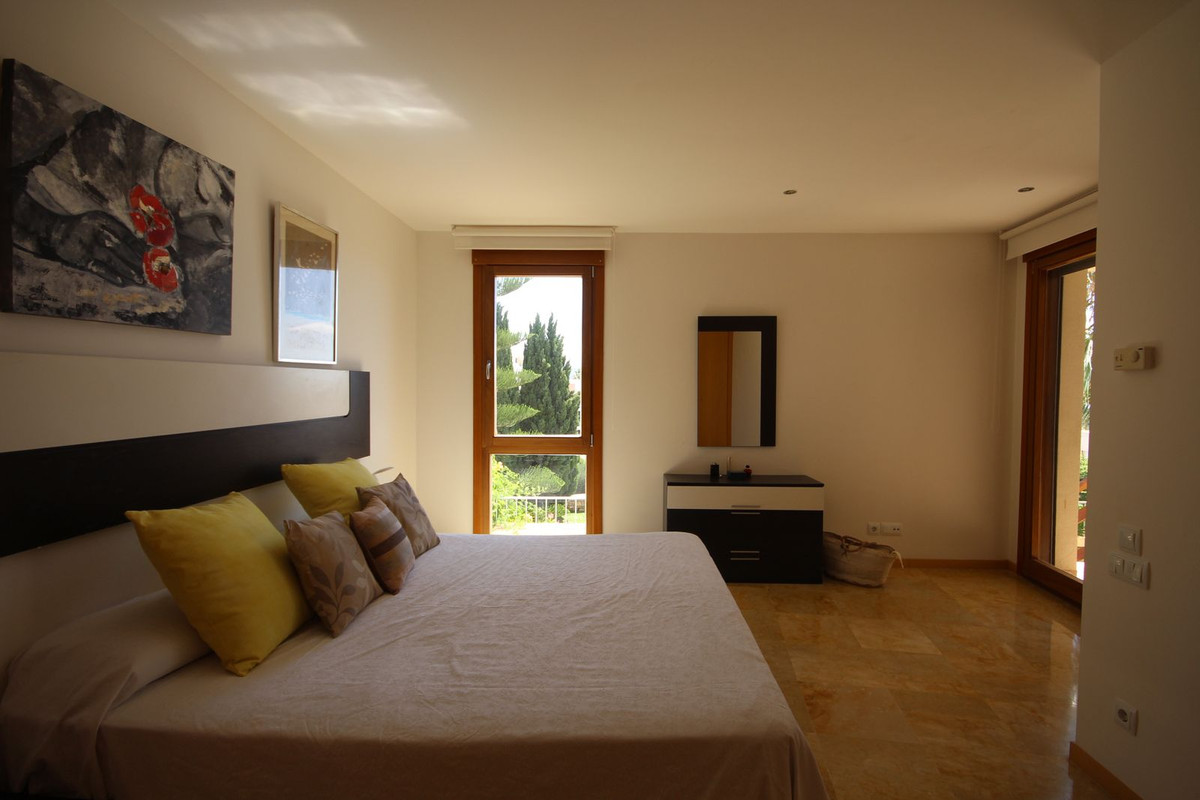 3bbd8acf599dc467e47507924aa0f2bf - 17