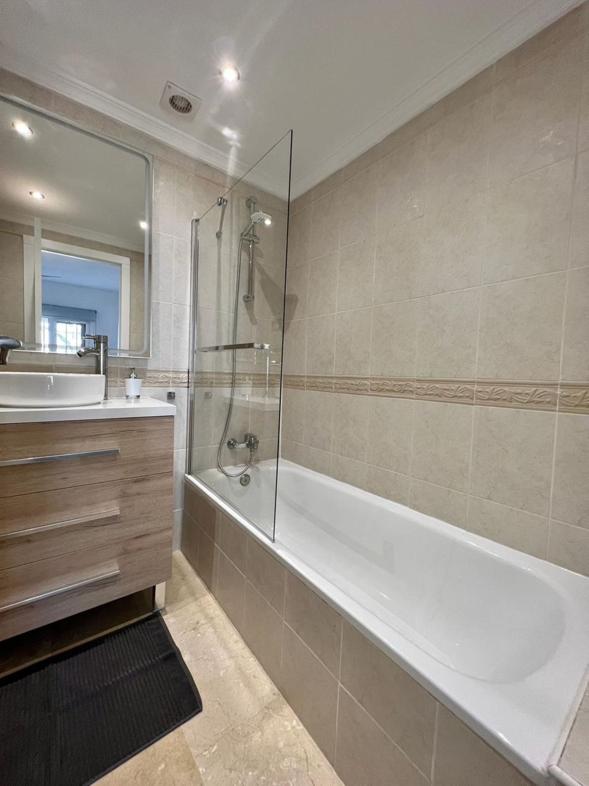 3bf08aac834ac3085199ac5fff66f9df - 27