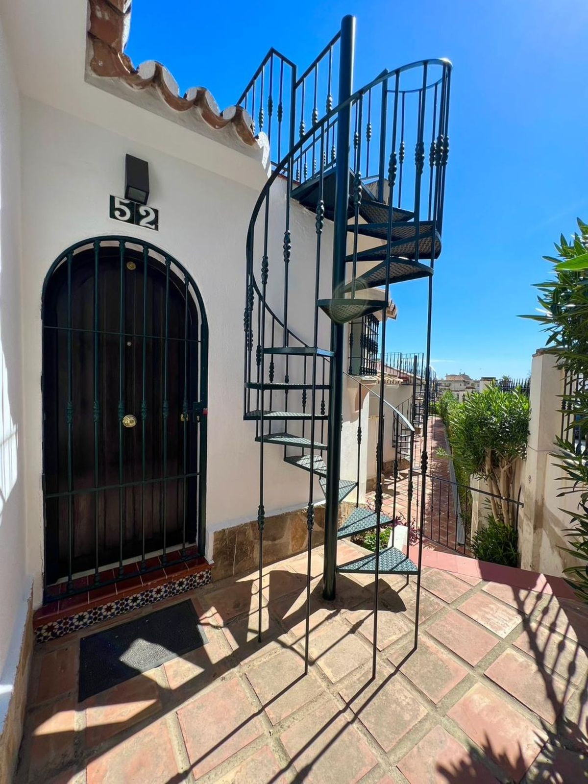 3bf08aac834ac3085199ac5fff66f9df - 28