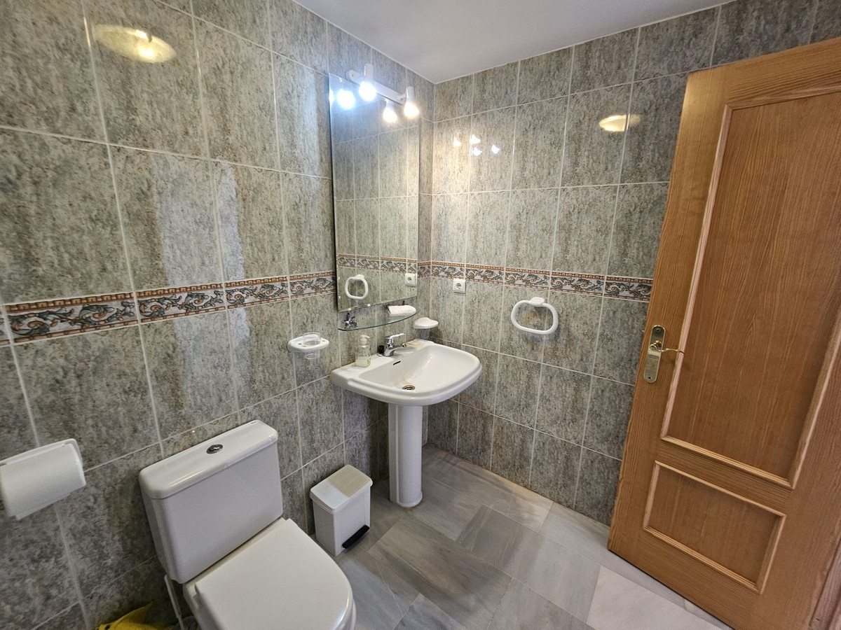 3c060fd181d97a3f1a4e75dfbcef97ce - 10