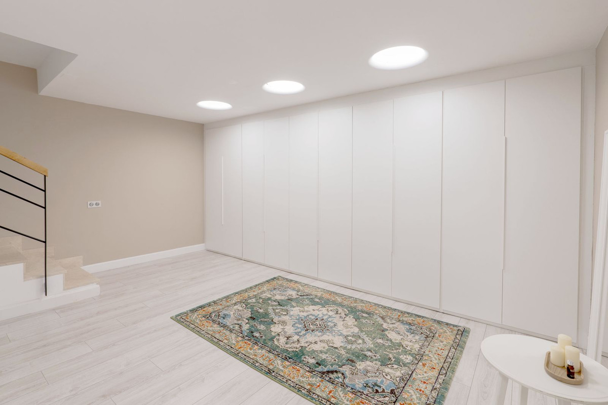 3c2f35ac9924f4b89b7f1a93f9ada22a - 21