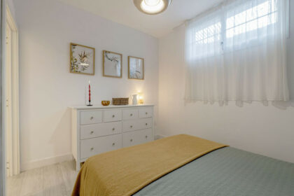 3c2f35ac9924f4b89b7f1a93f9ada22a - 24