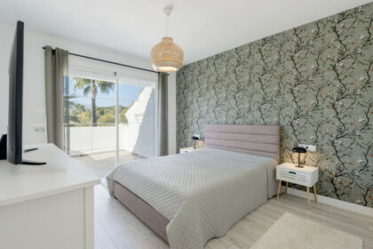 3c2f35ac9924f4b89b7f1a93f9ada22a - 28