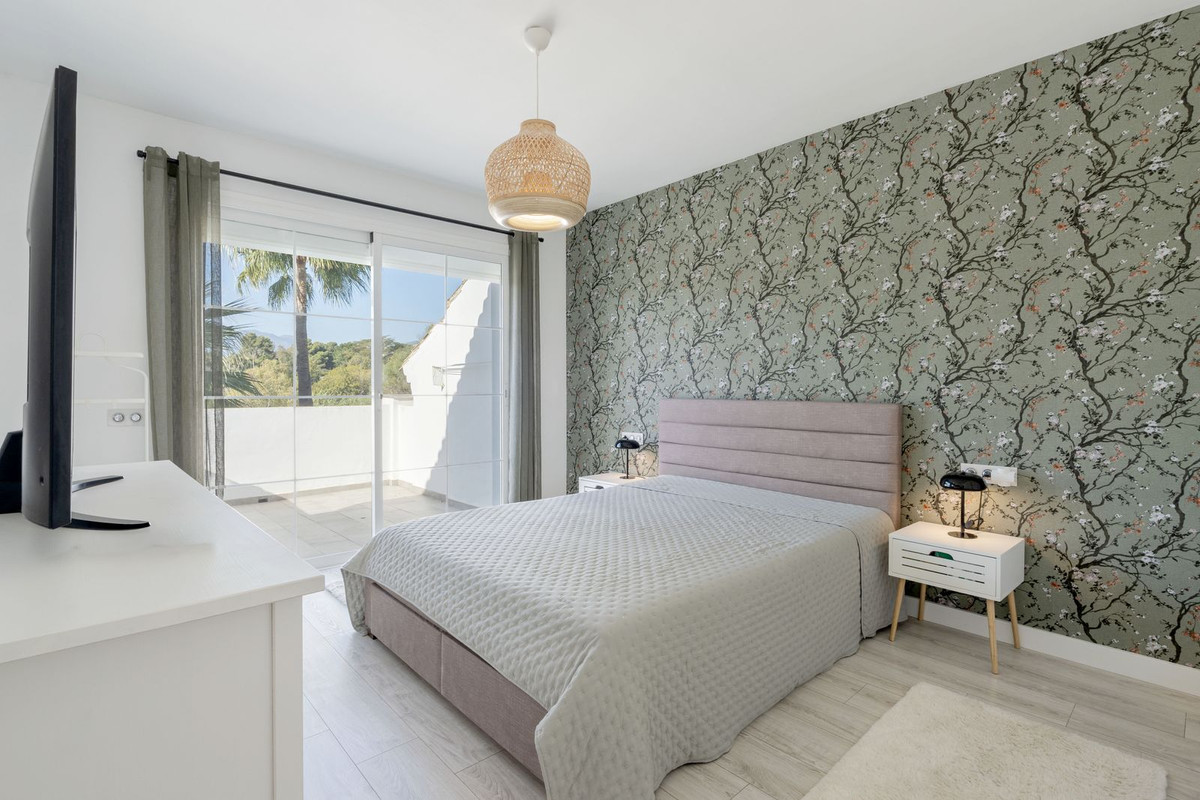 3c2f35ac9924f4b89b7f1a93f9ada22a - 28