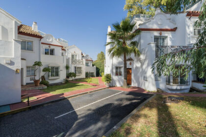 3c2f35ac9924f4b89b7f1a93f9ada22a - 47