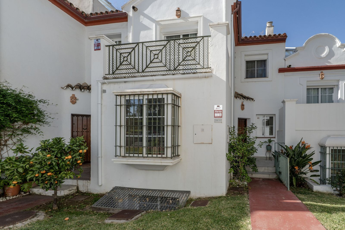 3c2f35ac9924f4b89b7f1a93f9ada22a - 50