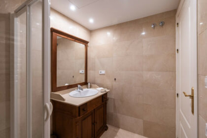 3c8a56a3226d3ececd862708fcc907f2 - 10