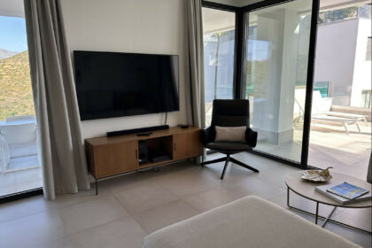 3c978dfaf5bd25339f7ad3843e99e1f4 - 11