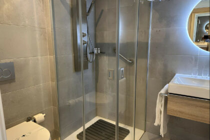 3c978dfaf5bd25339f7ad3843e99e1f4 - 27