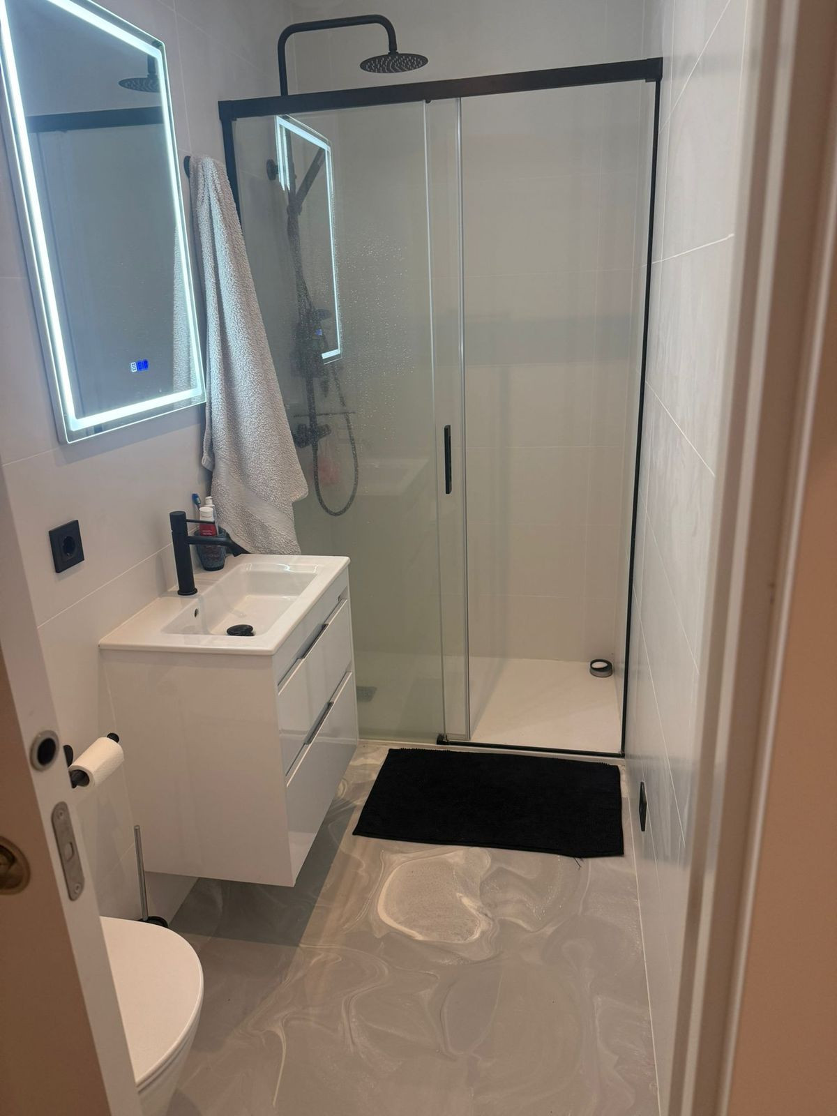 3d22df8fae4d1813202fa2ce9d81ebf1 - 9