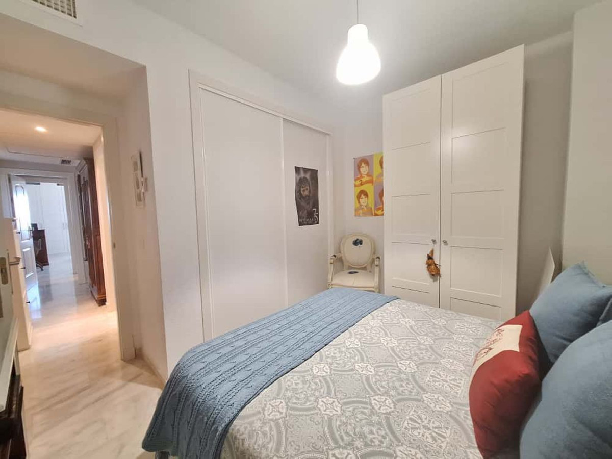 3d47d9c266a158f6e2393d37aae5066e - 26