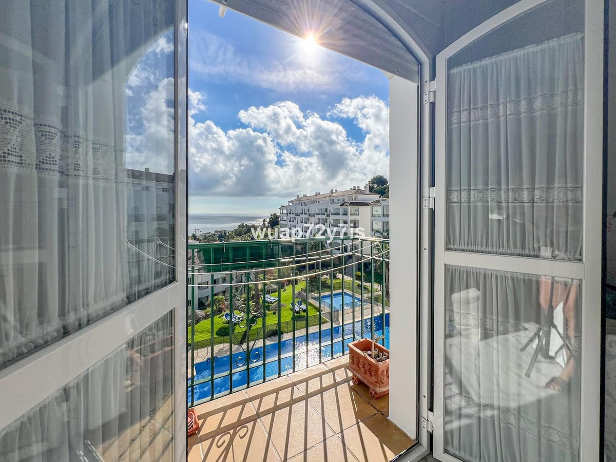 3d5d25e1194fe3ac012268ee6f4600e4 - 17