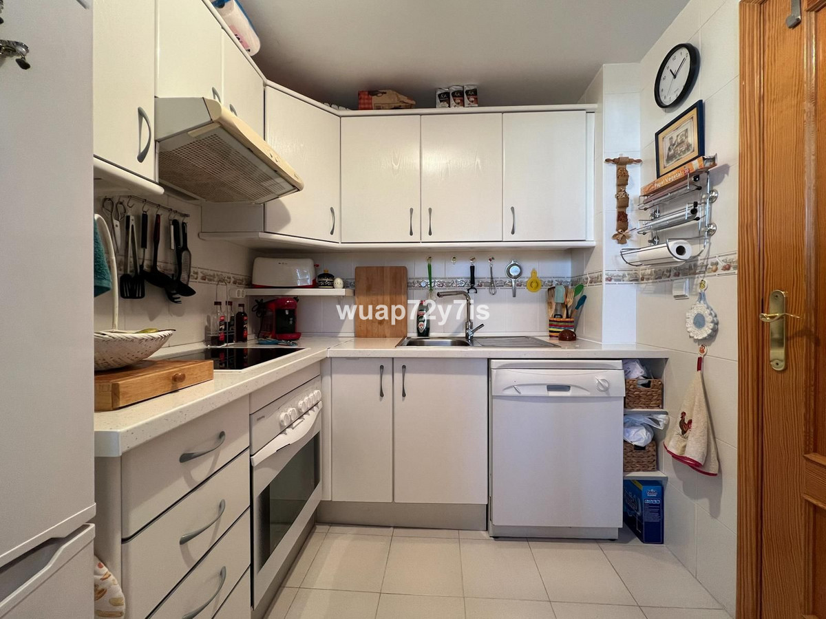 3d5d25e1194fe3ac012268ee6f4600e4 - 20