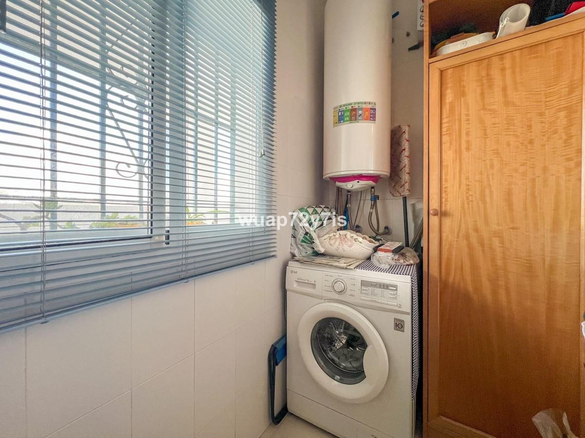 3d5d25e1194fe3ac012268ee6f4600e4 - 21