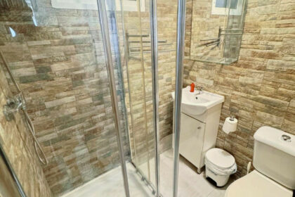 3daabb535e61bbfc0cfc895d0fe2db25 - 4