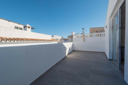 3e0345279c06f56335f7b82a466891ba - 17