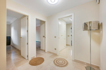 3e4f00bcb8f4bf1ba4726a37814f21ec - 16