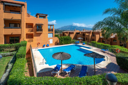 3e4f00bcb8f4bf1ba4726a37814f21ec - 34