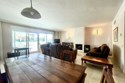 3f6ce04bef89b0f8065cb7f86306e745 - 10