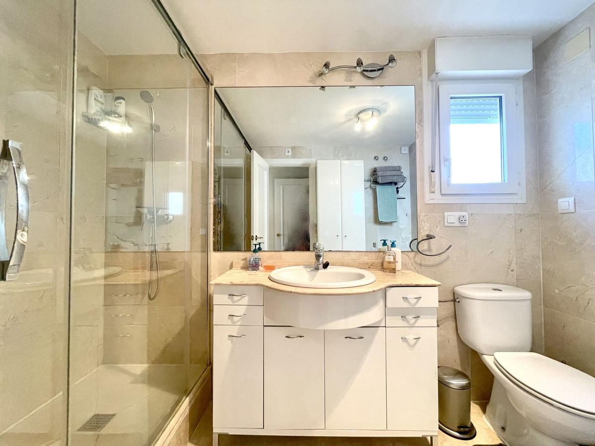 3f6ce04bef89b0f8065cb7f86306e745 - 22