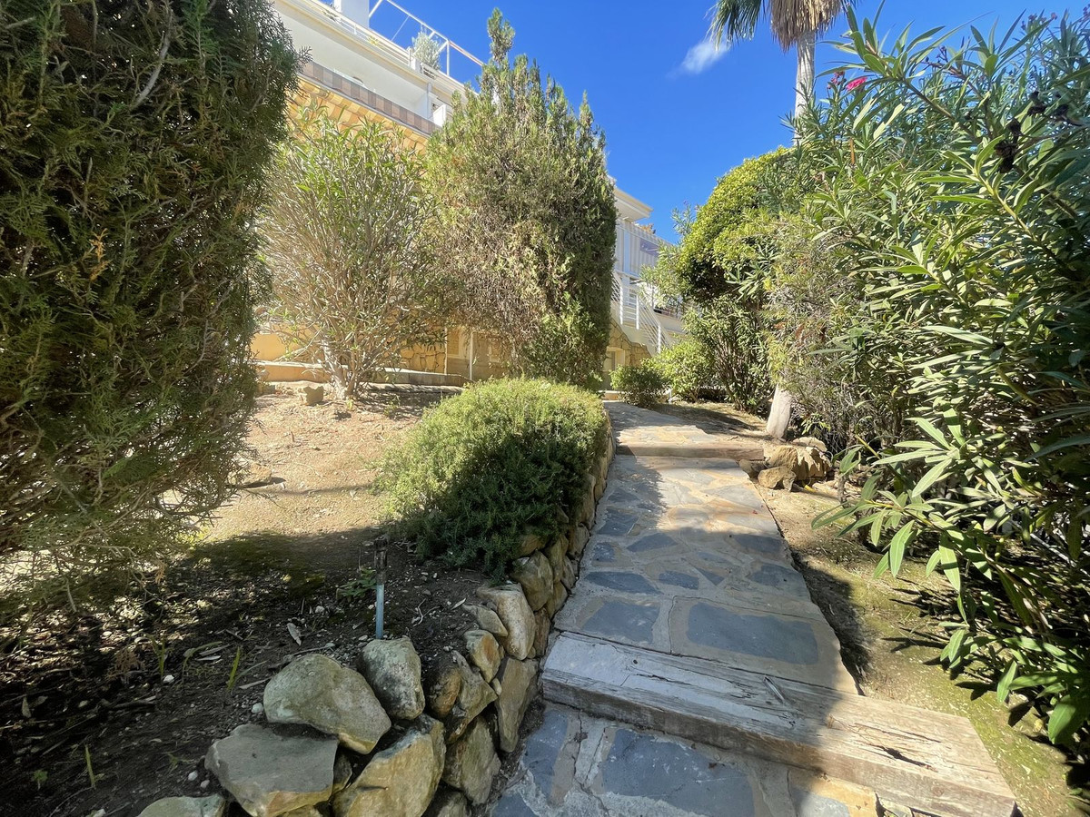 3f6ce04bef89b0f8065cb7f86306e745 - 31