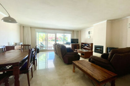 3f6ce04bef89b0f8065cb7f86306e745 - 7