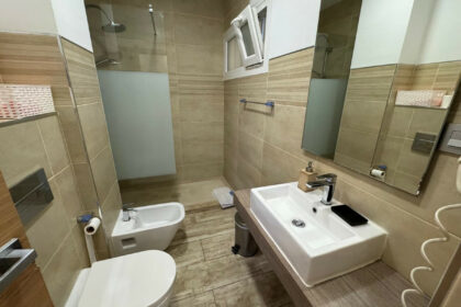 3fa9de69aa7ecd05cdbac3c6b077431e - 12