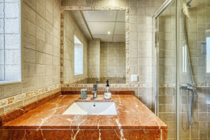 400b4ed6074ee5376a21060d6ee17af6 - 12