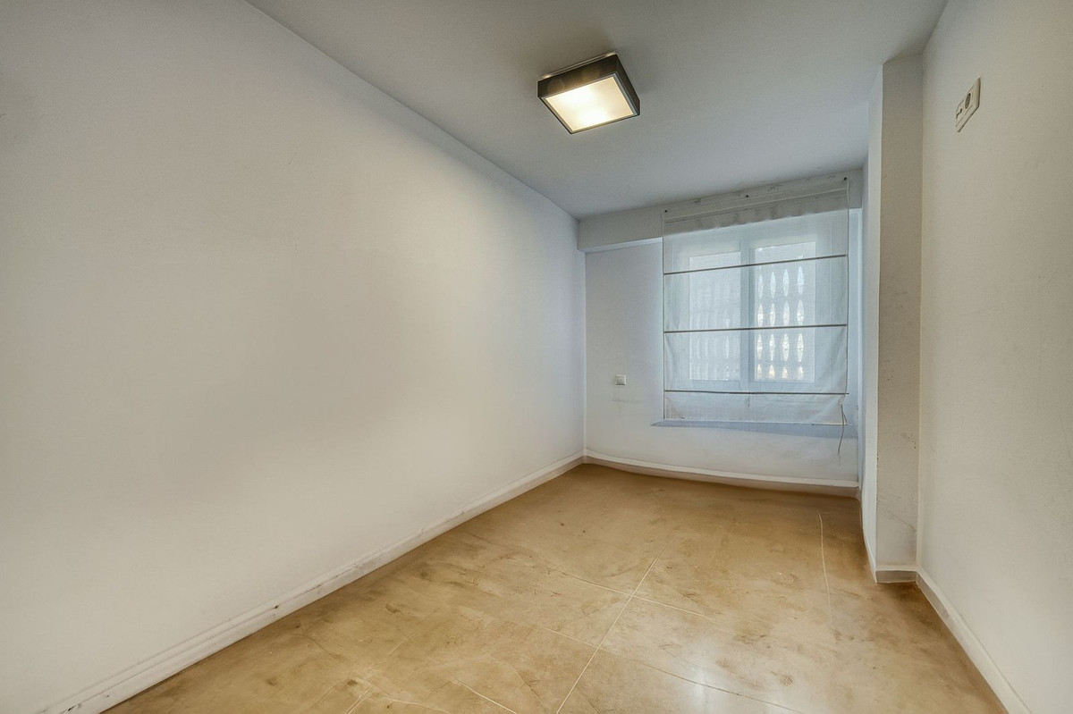 400b4ed6074ee5376a21060d6ee17af6 - 17