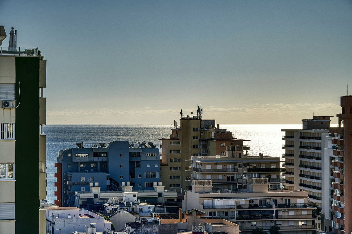 400b4ed6074ee5376a21060d6ee17af6 - 28