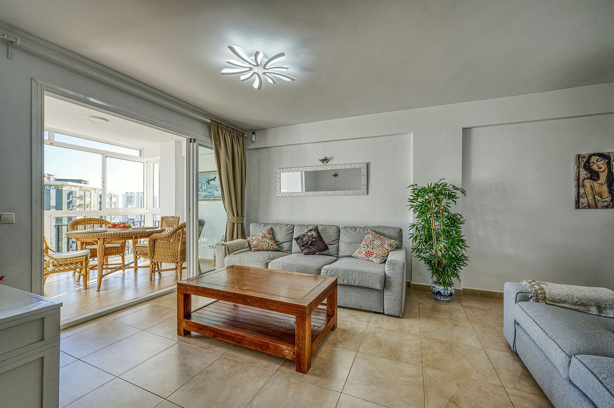 400b4ed6074ee5376a21060d6ee17af6 - 4