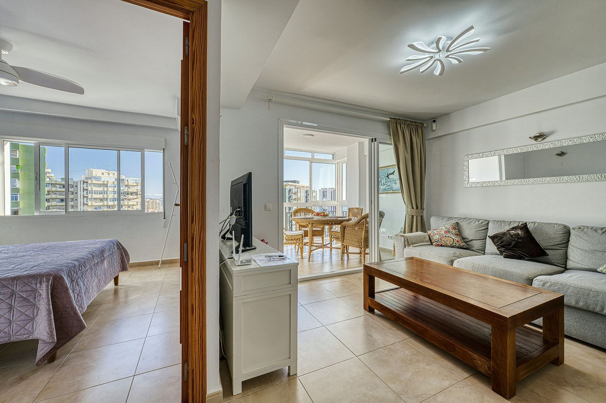 400b4ed6074ee5376a21060d6ee17af6 - 6