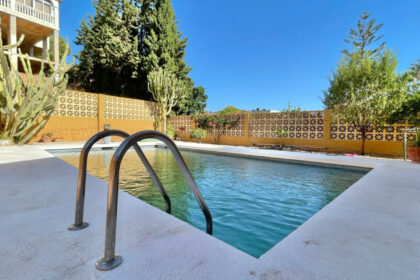 407c43137ddb99587bff996feda7a170 - 12