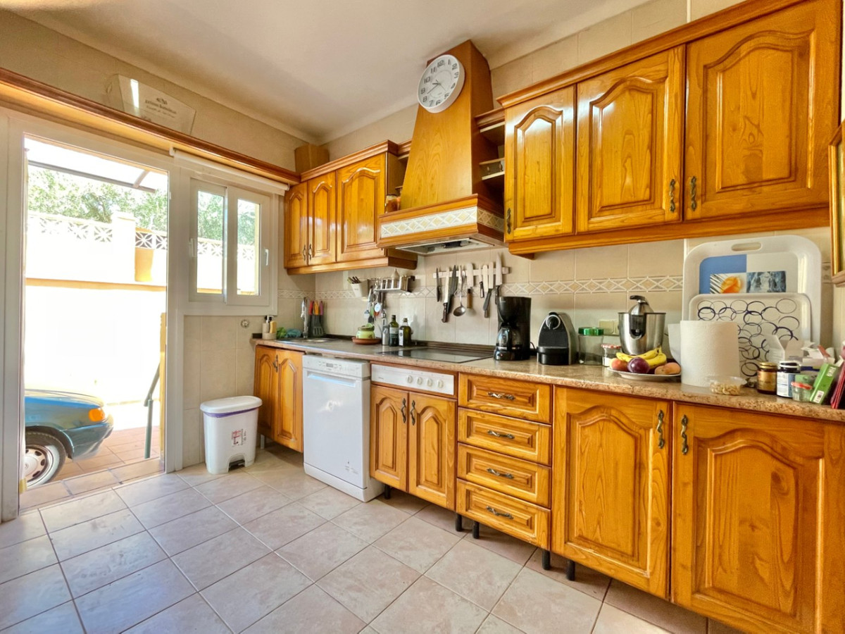 407c43137ddb99587bff996feda7a170 - 20