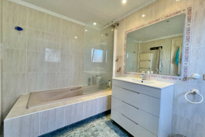 407c43137ddb99587bff996feda7a170 - 28