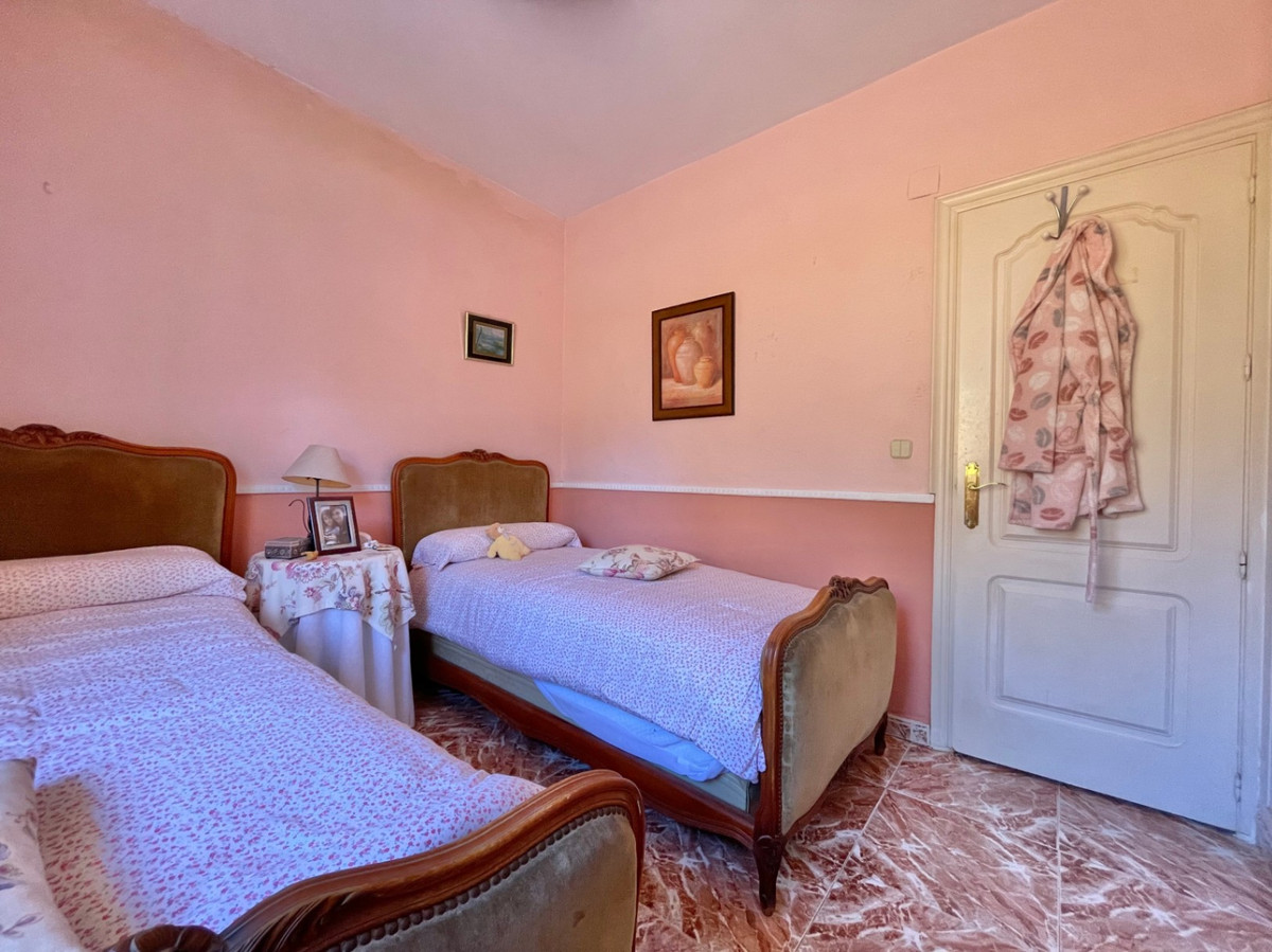 407c43137ddb99587bff996feda7a170 - 31