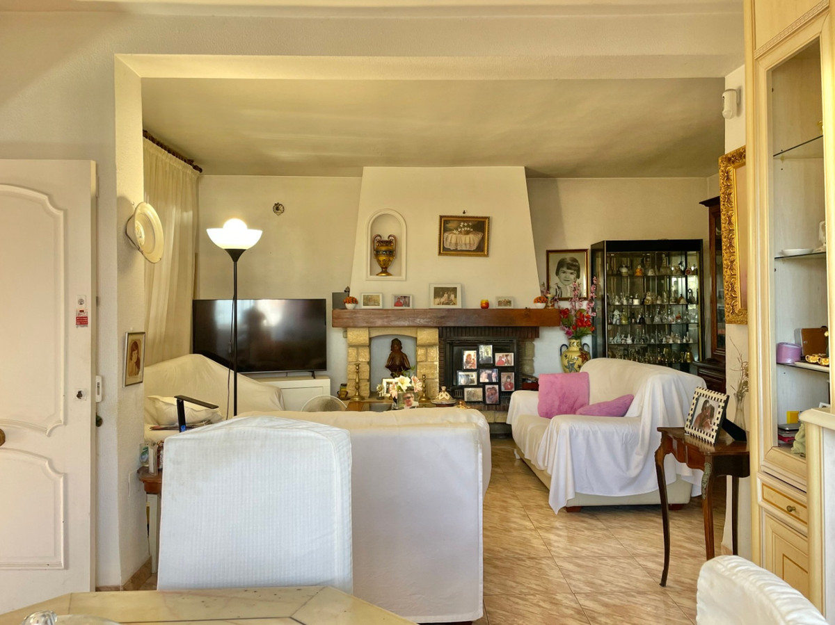 407c43137ddb99587bff996feda7a170 - 32