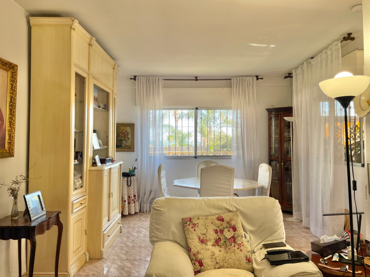 407c43137ddb99587bff996feda7a170 - 35