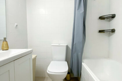 40fa2a829d46f8b9f1aeecf9fff53772 - 22