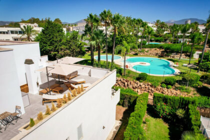 410d253105b67913a4af9bcd45f2a222 - 24