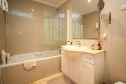 4123e2edcf0f6389ca8262982858b729 - 16