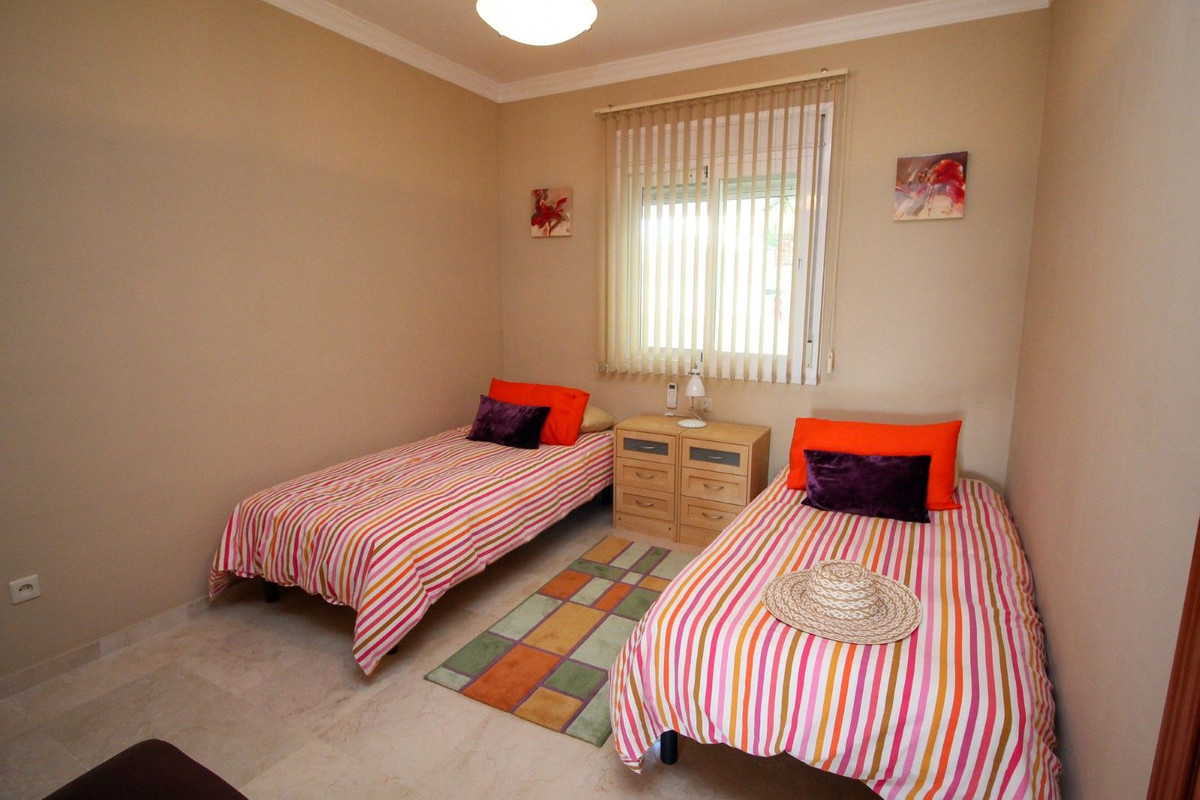 4123e2edcf0f6389ca8262982858b729 - 18